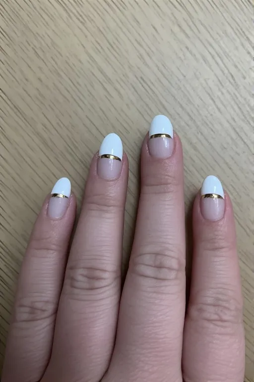 Minimal Summer Nails