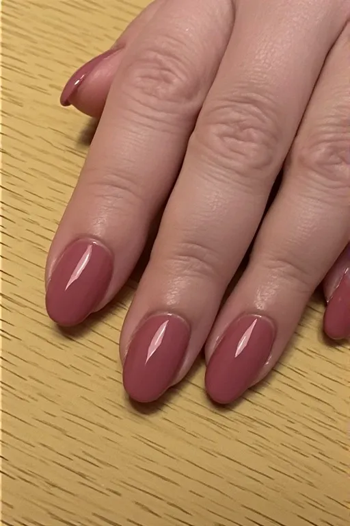 Minimal Summer Nails